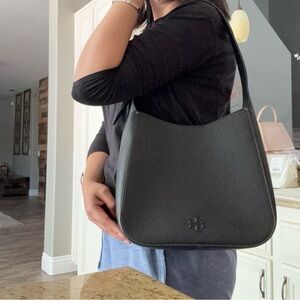 NWT TORY BURCH THEA LARGE PEBBLED LEATHER BUCKET BAG BLACK
